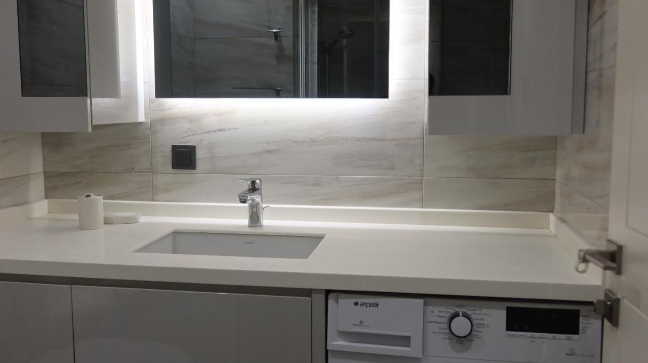 Hotel Luxury Apartment Vip Истанбул Екстериор снимка